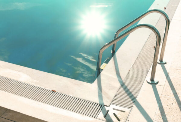 How seasons effect your pool water level